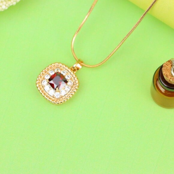 "Vintage Style Red Cushion Pendant with Crystal Halo Accents, XPPT1663 - Picture 13 of 13